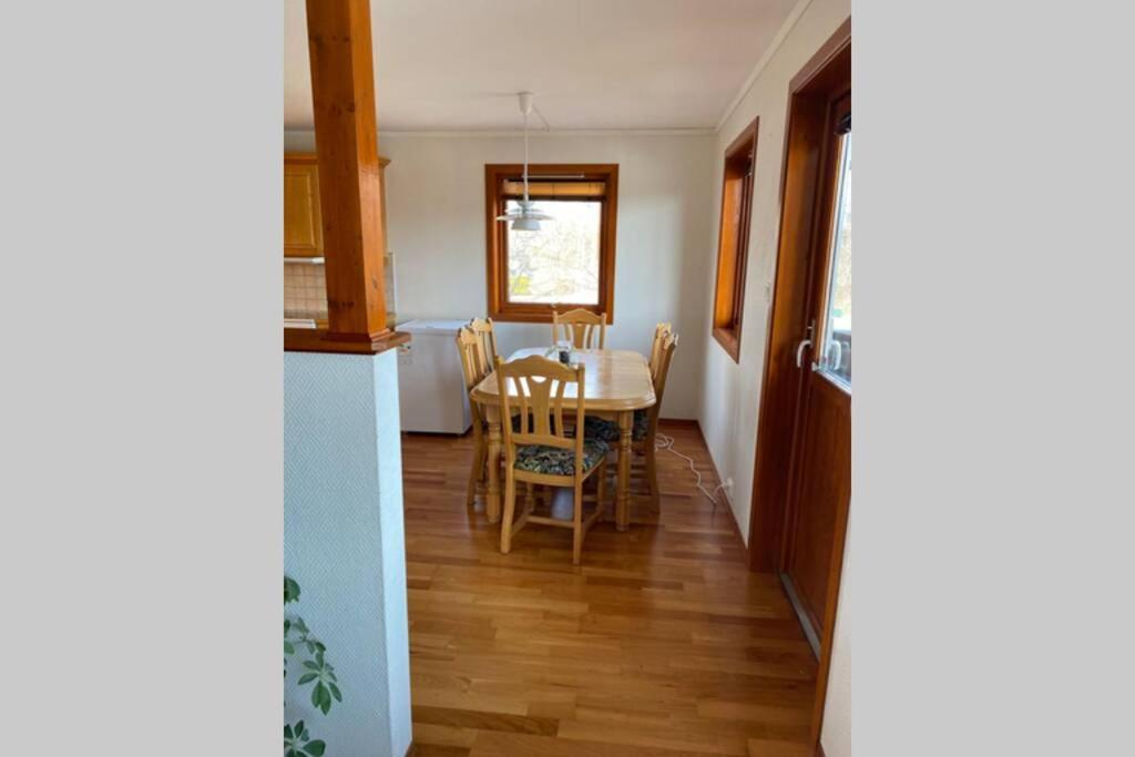Marikollen, Spacious With Sunny Veranda * Kristiansand