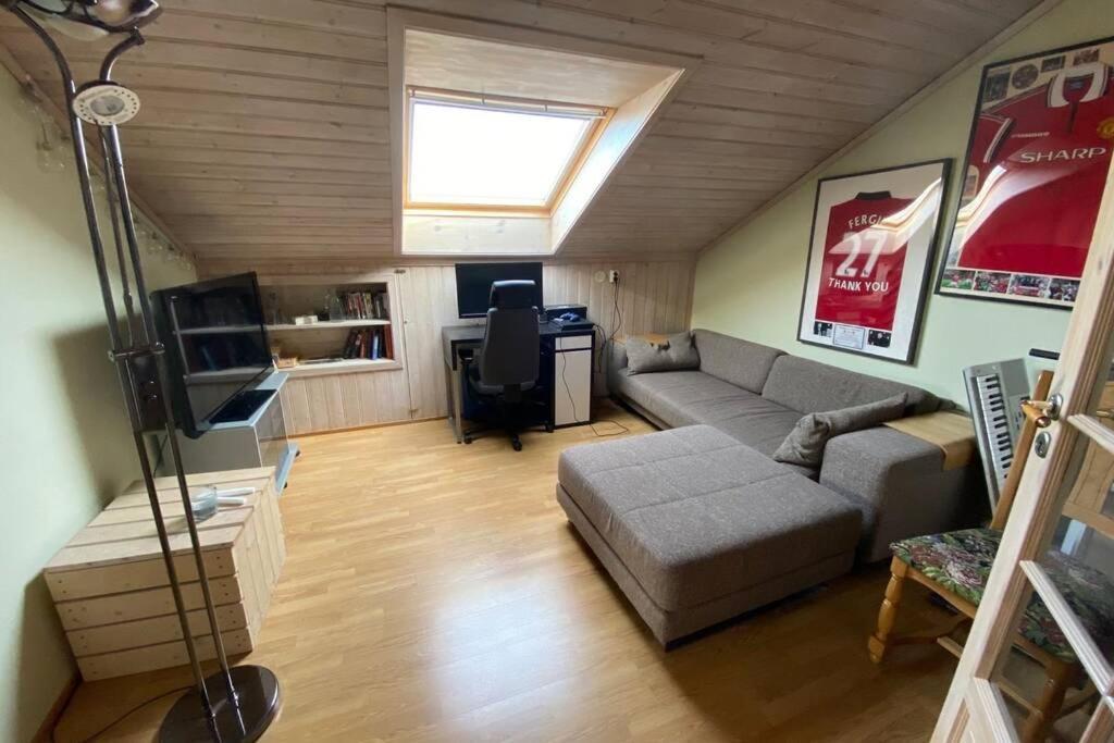 Marikollen, Spacious With Sunny Veranda Apartment