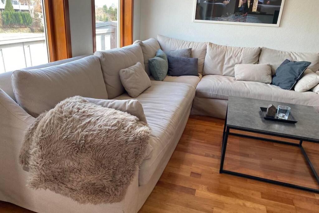 Marikollen, Spacious With Sunny Veranda Apartment *