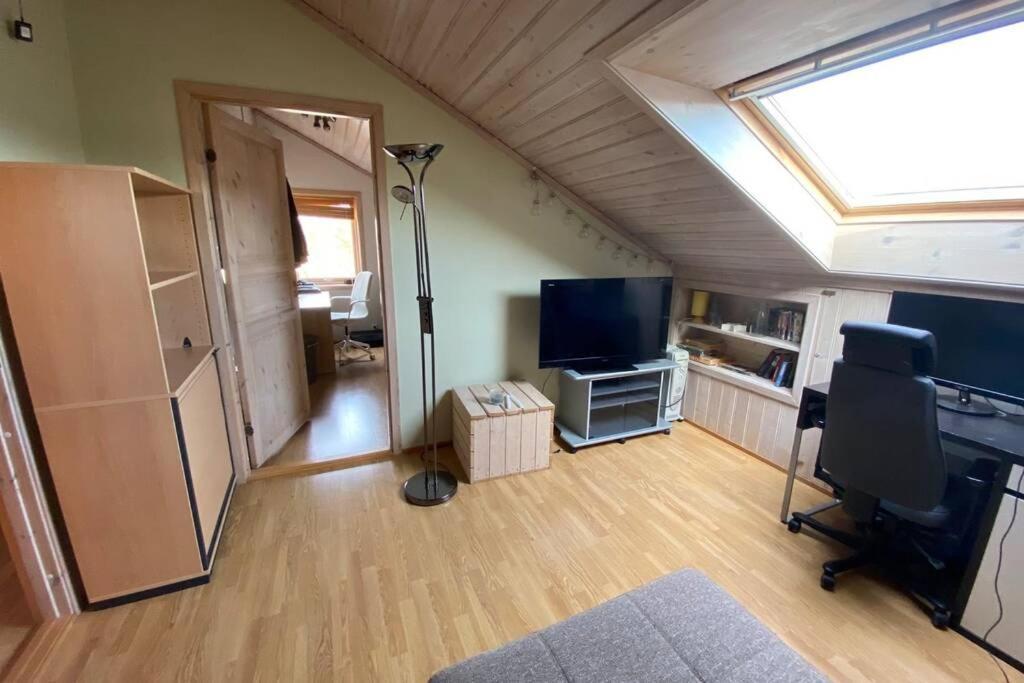 Marikollen, Spacious With Sunny Veranda Kristiansand