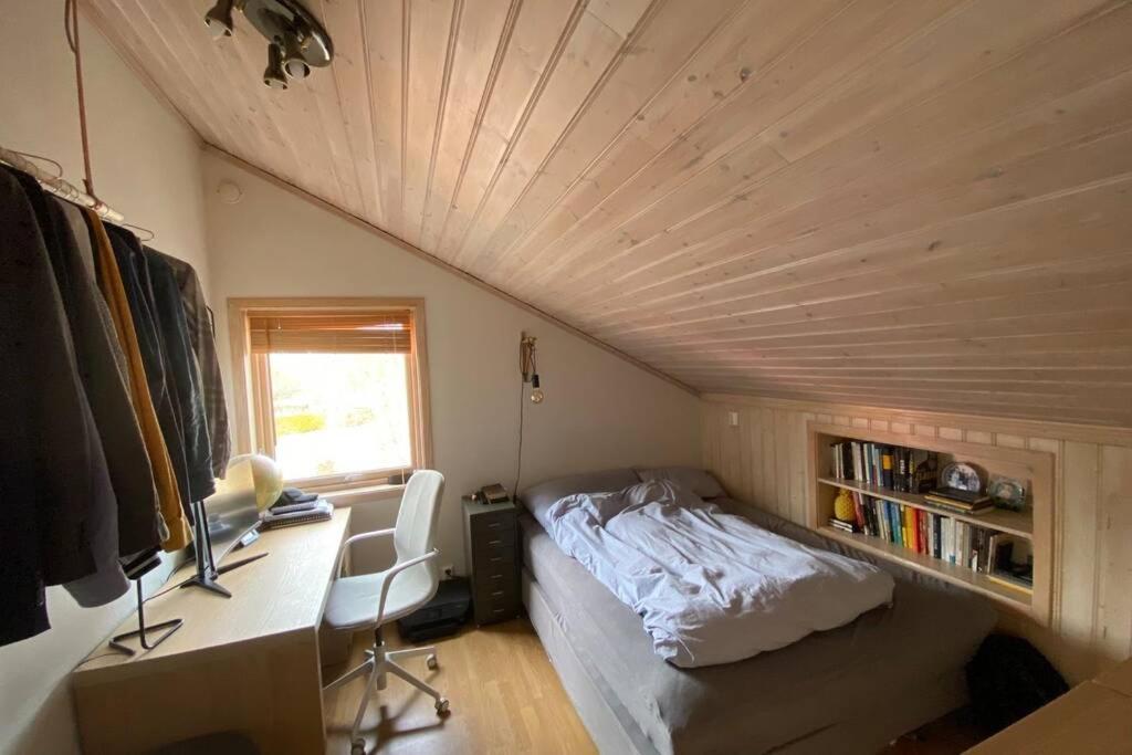 Apartment Marikollen, Spacious With Sunny Veranda Kristiansand