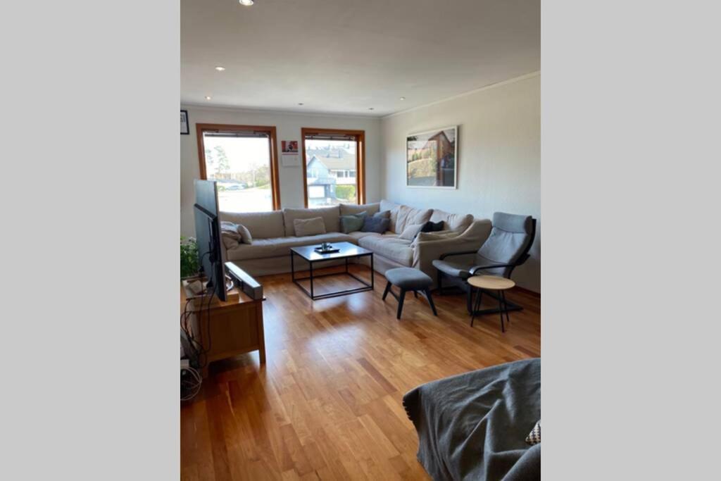 Marikollen, Spacious With Sunny Veranda Kristiansand