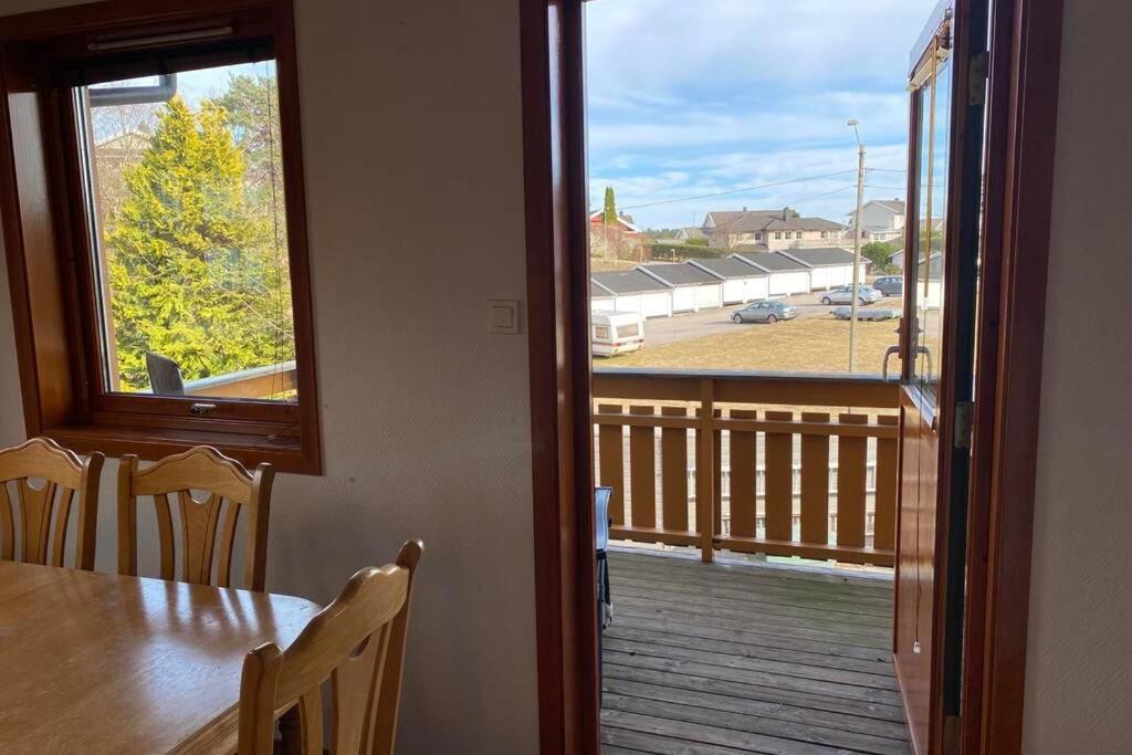 Marikollen, Spacious With Sunny Veranda * Kristiansand